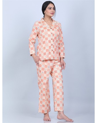 Peach Notch Lapel 3/4 Sleeves Night Suit